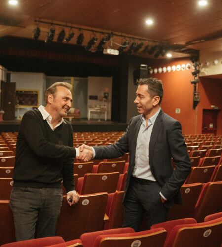 Pedro Larrañaga, director del Teatro Maravillas Meléndez; y Javier Meléndez, CEO de Patatas Meléndez